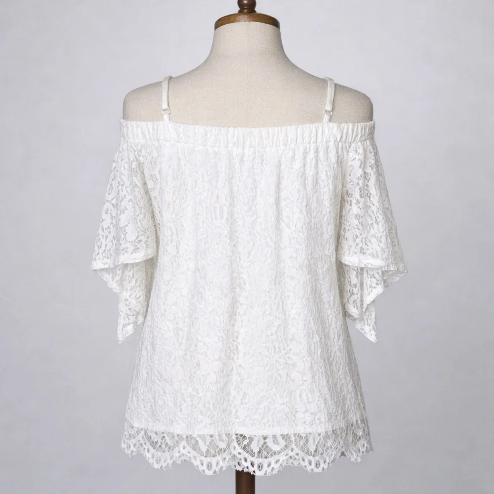 💐🤍 No Boundaries White Floral Lace Off Shoulder Blouse 🌊 - Picture 2 of 4